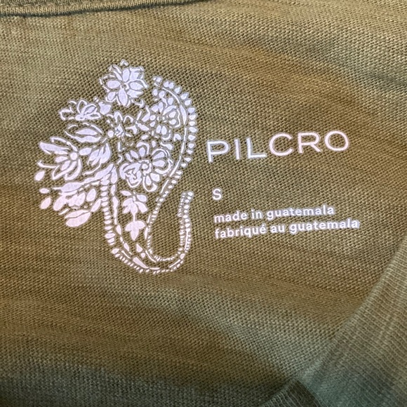 NWOT Pilcro brand olive colored short sleeved top size small - Picture 4 of 6